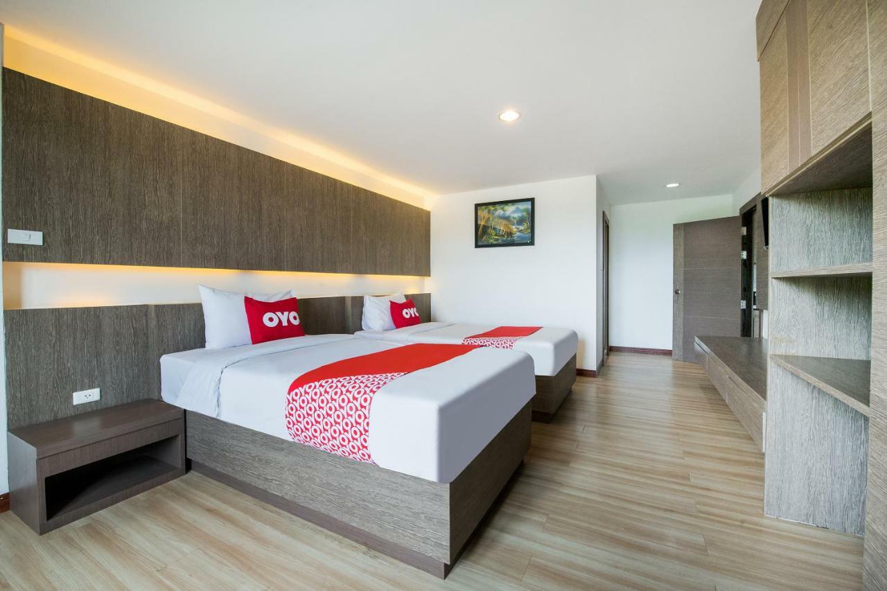 Oyo 257 Sea Paradise Hotel Sattahip Exterior foto